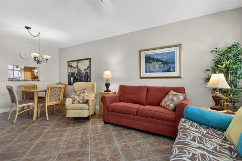 Купить кондоминиум в Лодерхилл, Флорида 1 спальня, 65.03м2, № 2052445 - фото 19