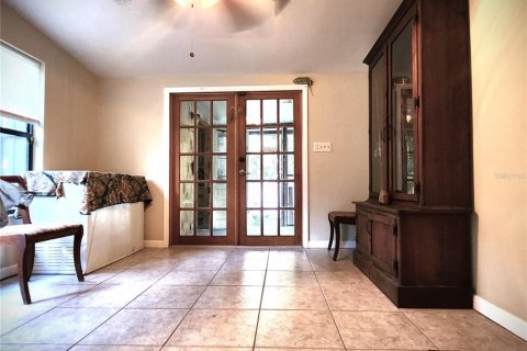 House in Tampa, Florida 2 bedrooms, 169.27 sq.m. № 2212957 - photo 17