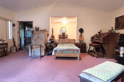 House in Tampa, Florida 2 bedrooms, 169.27 sq.m. № 2212957 - photo 28