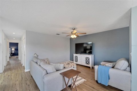 Condominio en venta en Apollo Beach, Florida, 2 dormitorios, 106.09 m2 № 831058 - foto 9