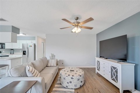 Condominio en venta en Apollo Beach, Florida, 2 dormitorios, 106.09 m2 № 831058 - foto 10