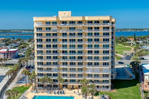 Condo à Daytona Beach, Floride, 3 chambres  № 2092210