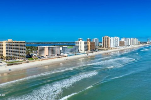 Copropriété à vendre à Daytona Beach, Floride: 3 chambres, 205.78 m2 № 2092210 - photo 23