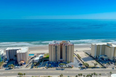 Copropriété à vendre à Daytona Beach, Floride: 3 chambres, 205.78 m2 № 2092210 - photo 22