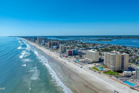Copropriété à vendre à Daytona Beach, Floride: 3 chambres, 205.78 m2 № 2092210 - photo 24