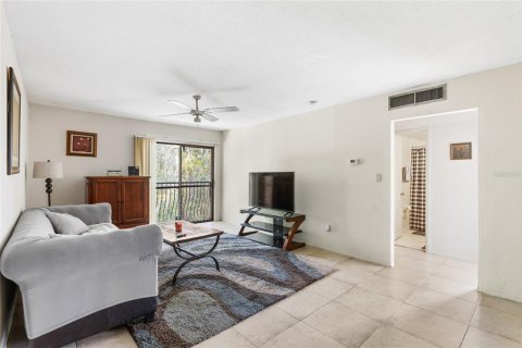 Condominio en venta en Gainesville, Florida, 2 dormitorios, 70.14 m2 № 1720616 - foto 5