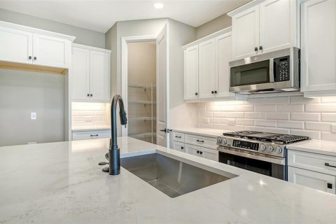 House in Nokomis, Florida 3 bedrooms, 163.88 sq.m. № 2199017 - photo 15