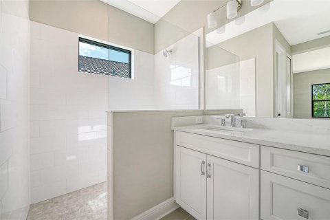 House in Nokomis, Florida 3 bedrooms, 163.88 sq.m. № 2199017 - photo 23