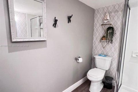 Condo in Lauderhill, Florida, 1 bedroom  № 2083921 - photo 15