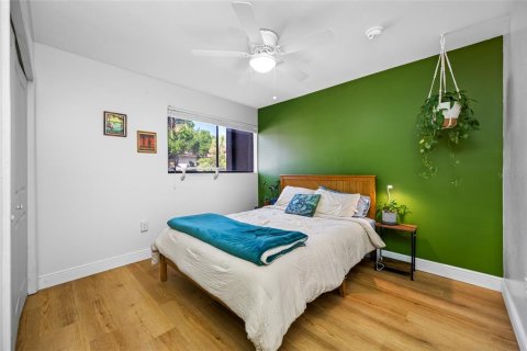 Condominio en venta en Saint Petersburg, Florida, 2 dormitorios, 90.58 m2 № 1883104 - foto 17