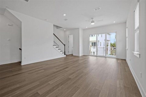 Adosado en venta en Jacksonville Beach, Florida, 4 dormitorios, 190.54 m2 № 2314409 - foto 9