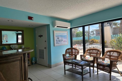 Condominio en alquiler en Hutchinson Island South, Florida, 2 dormitorios, 128.48 m2 № 1077795 - foto 1