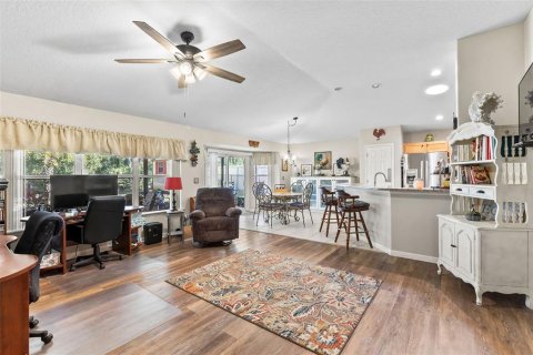 House in Palm Coast, Florida 3 bedrooms, 203.64 sq.m. № 1531653 - photo 8