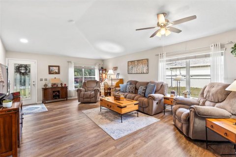 House in Palm Coast, Florida 3 bedrooms, 203.64 sq.m. № 1531653 - photo 4