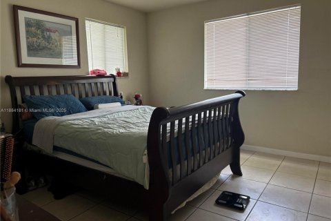 Villa ou maison à vendre à Miami, Floride: 3 chambres, 131.74 m2 № 1931454 - photo 17
