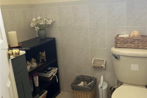 Villa ou maison à vendre à Miami, Floride: 3 chambres, 131.74 m2 № 1931454 - photo 14