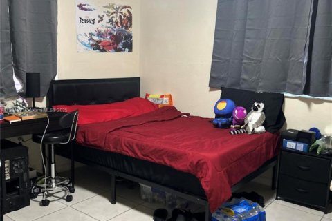 Villa ou maison à vendre à Miami, Floride: 3 chambres, 131.74 m2 № 1931454 - photo 16