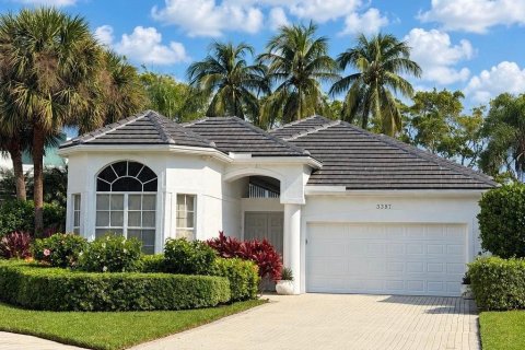 Villa ou maison à Boca Raton, Floride 4 chambres, 286.05 m2 № 2407971