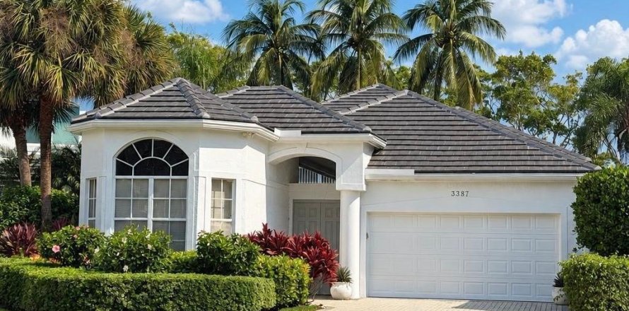 Villa ou maison à Boca Raton, Floride 4 chambres, 286.05 m2 № 2407971