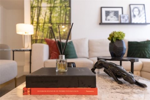 Copropriété à louer à Sunny Isles Beach, Floride: 2 chambres, 87.33 m2 № 1997222 - photo 6