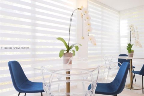 Copropriété à louer à Sunny Isles Beach, Floride: 2 chambres, 87.33 m2 № 1997222 - photo 13