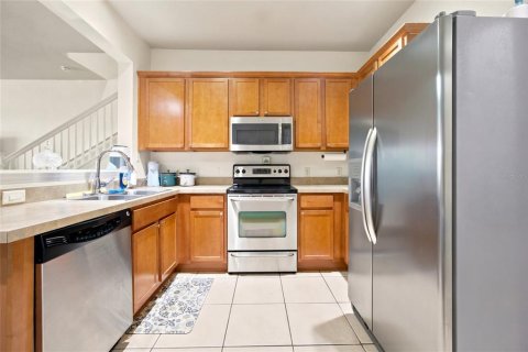 Townhouse in Ocala, Florida 3 bedrooms, 143.26 sq.m. № 2238090 - photo 14