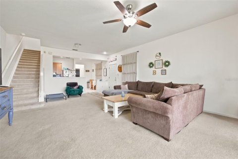 Townhouse in Ocala, Florida 3 bedrooms, 143.26 sq.m. № 2238090 - photo 18