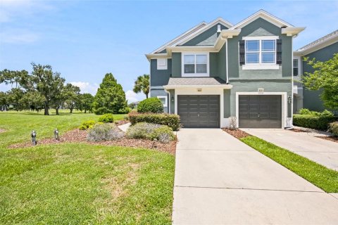 Townhouse in Ocala, Florida 3 bedrooms, 143.26 sq.m. № 2238090 - photo 2
