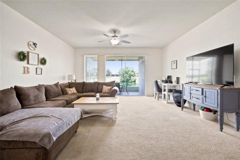 Townhouse in Ocala, Florida 3 bedrooms, 143.26 sq.m. № 2238090 - photo 15