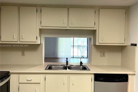 Condominio en venta en Weston, Florida, 2 dormitorios, 120.03 m2 № 2083952 - foto 24