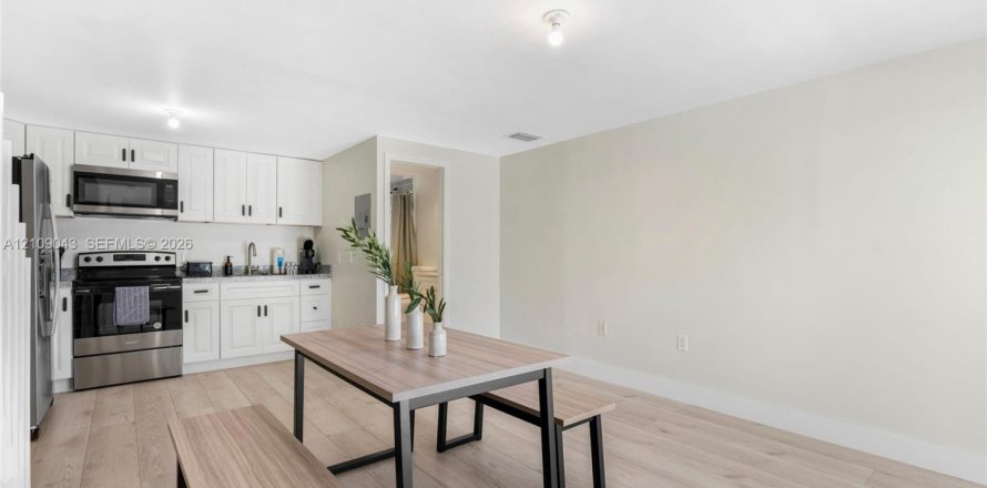 Villa ou maison à Fort Lauderdale, Floride 1 chambre, 151.99 m2 № 2423023