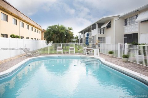 Condominio en alquiler en Pompano Beach, Florida, 2 dormitorios, 78.04 m2 № 1944454 - foto 25