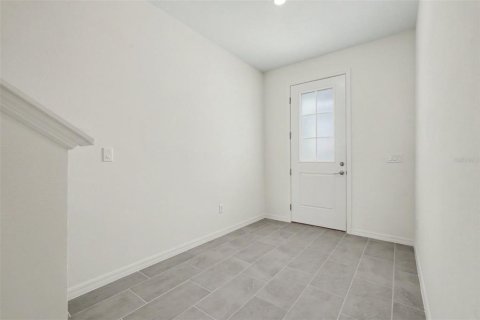 Touwnhouse à louer à San Antonio, Floride: 3 chambres, 148.83 m2 № 2310869 - photo 4