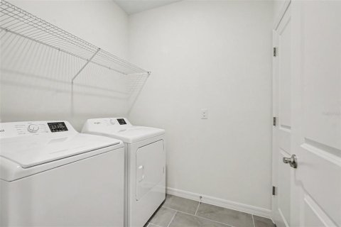 Touwnhouse à louer à San Antonio, Floride: 3 chambres, 148.83 m2 № 2310869 - photo 24