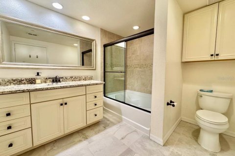 Copropriété à vendre à Tampa, Floride: 3 chambres, 130.16 m2 № 1907236 - photo 17