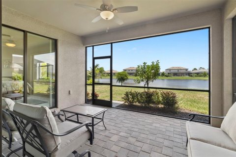House in Bradenton, Florida 3 bedrooms, 226.59 sq.m. № 1827835 - photo 4