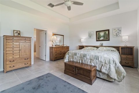 House in Bradenton, Florida 3 bedrooms, 226.59 sq.m. № 1827835 - photo 23