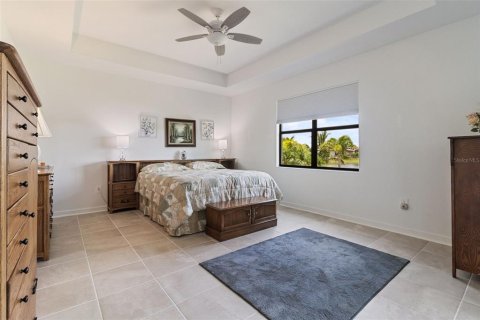 House in Bradenton, Florida 3 bedrooms, 226.59 sq.m. № 1827835 - photo 21