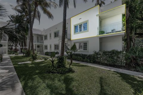 Condo in Miami Beach, Florida, 1 bedroom  № 2065173 - photo 26