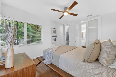 Condo in Miami Beach, Florida, 1 bedroom  № 2065173 - photo 29