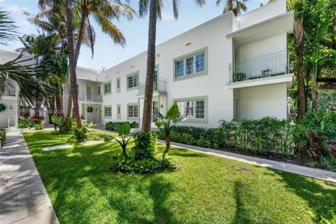 Condo in Miami Beach, Florida, 1 bedroom  № 2065173 - photo 27