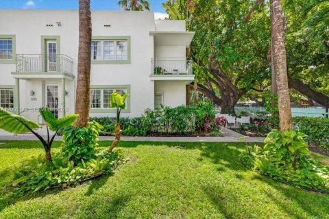 Condo in Miami Beach, Florida, 1 bedroom  № 2065173 - photo 28