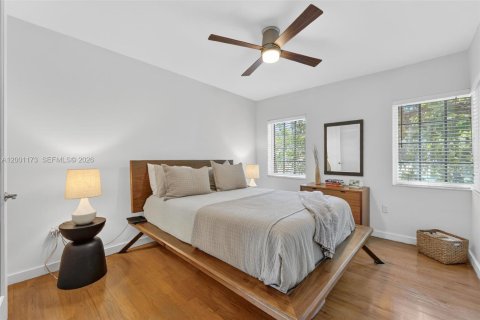 Condo in Miami Beach, Florida, 1 bedroom  № 2065173 - photo 7