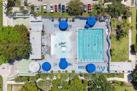 Condo in Miami Beach, Florida, 1 bedroom  № 2065173 - photo 30