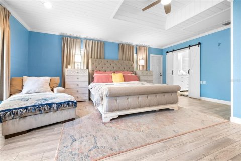 Casa en venta en Winter Haven, Florida, 4 dormitorios, 231.51 m2 № 1900184 - foto 28