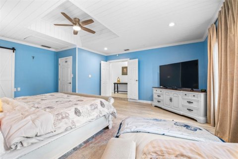 Casa en venta en Winter Haven, Florida, 4 dormitorios, 231.51 m2 № 1900184 - foto 29