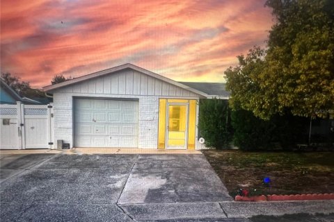 Casa en New Port Richey, Florida 2 dormitorios, 95.5 m2 № 2380807