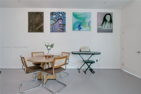 Copropriété à vendre à Miami, Floride: 2 chambres, 92.9 m2 № 2337719 - photo 13