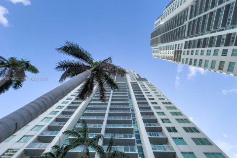 Copropriété à vendre à Miami, Floride: 2 chambres, 92.9 m2 № 2337719 - photo 25