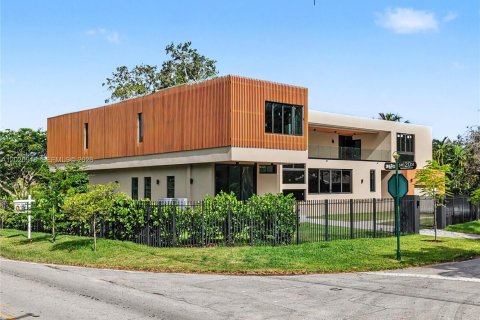 Villa ou maison à Pinecrest, Floride 6 chambres, 686.36 m2 № 2253534